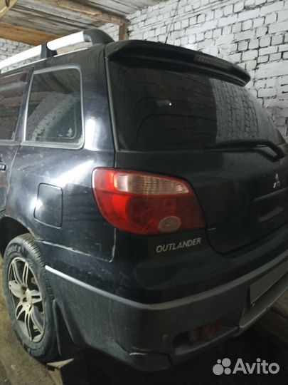 Mitsubishi Outlander 2.0 МТ, 2007, битый, 171 500 км