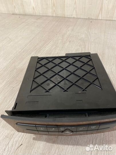 CD-Чейнджер Mercedes Benz E280 W211 M272.943 2006