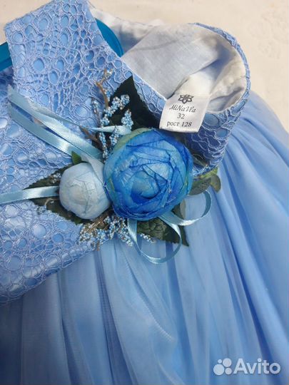 Нарядное платье