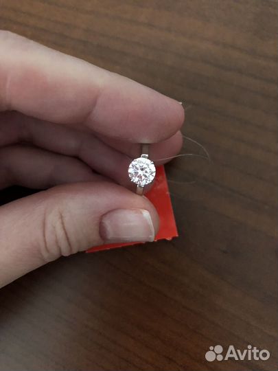 Серебряное кольцо с фианитом