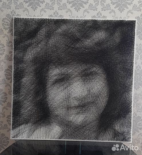 Портрет из нити ручной работы