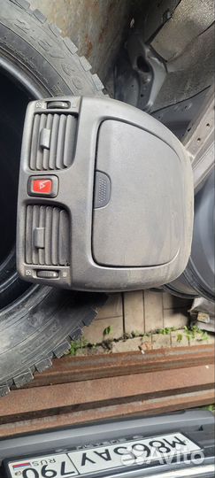 Бардачок верхний nissan almera n16