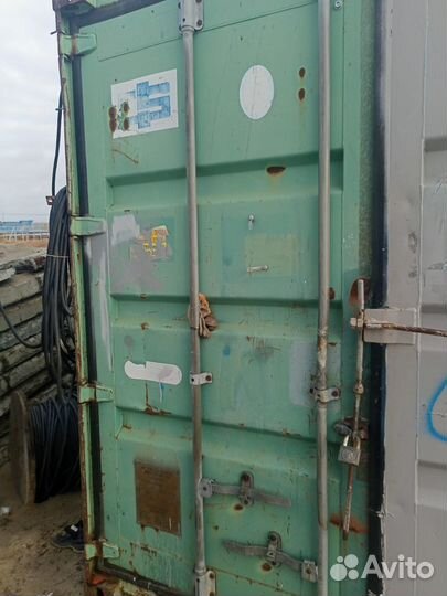 Продаётся морской контейнер 20 футов