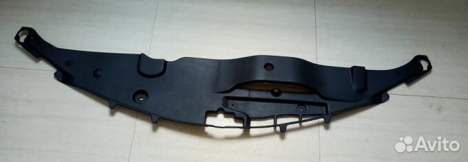 Тойота Камри 40 накладка замка капота рамки радиат