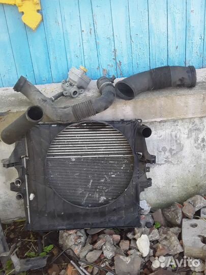 Радиатор с диффузором и интеркулером