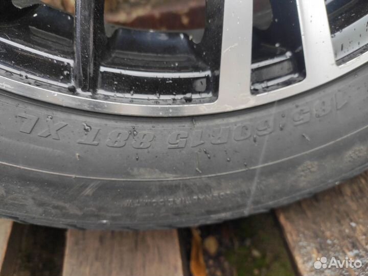 Зимняя резина на литых дисках 185*65*15