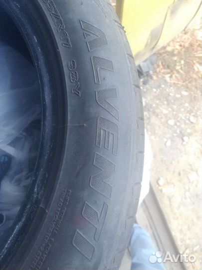 Zeta Alventi 215/55 R17 98Y