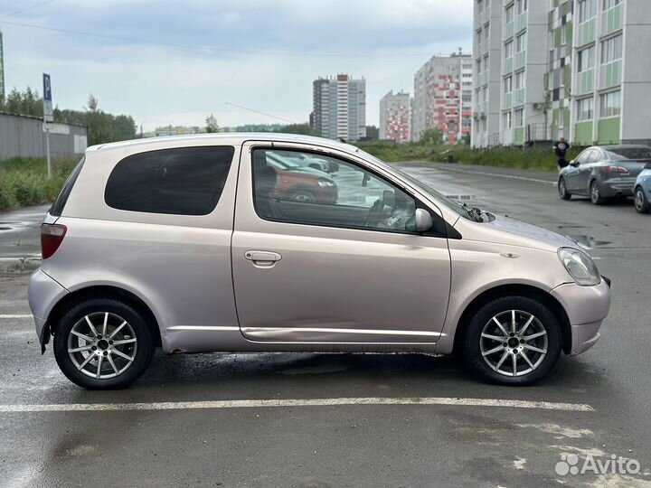 Toyota Vitz 1.0 AT, 2001, 200 000 км