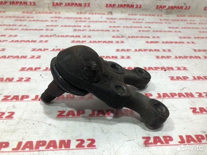 Шаровая опора передняя левая Mitsubishi Challenger