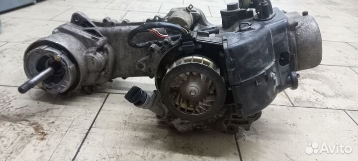 Двигатель в сборе на скутер 139qmb 80кубов