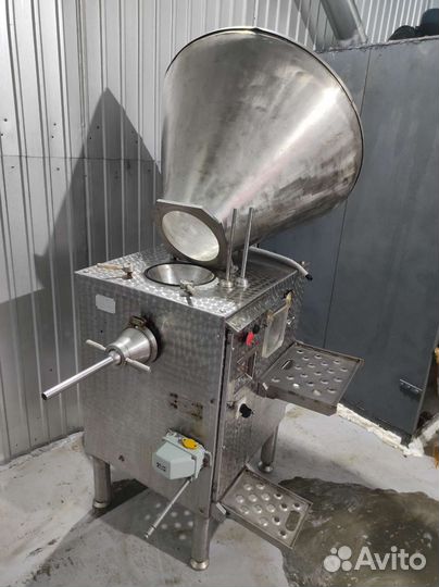 Шприц колбасный вакуумный фкд-1000