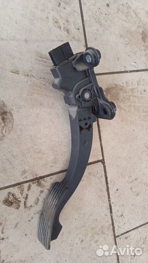 Педаль газа mitsubishi asx lancer 10