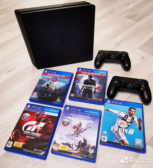 Sony PS4 Slim 1tb / 2 геймпада / 3 ревизия / игры