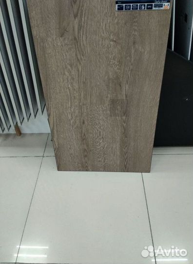 Кварвиниловая плитка водостойкая