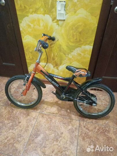 Детский велосипед 16