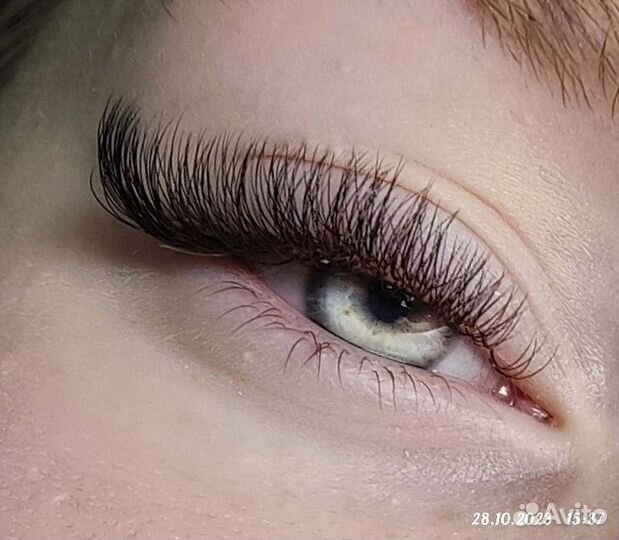 Наращивание ресниц#Оформление бровей