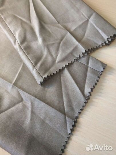 Костюм пиджак и брюки новый 8-11 лет