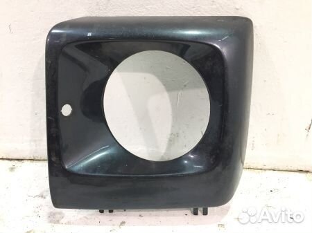 Накладка фары передней левой