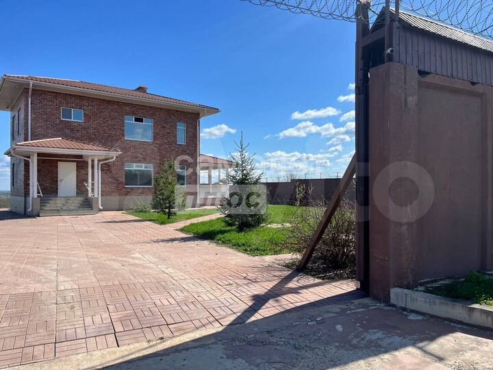 Дом 233 м² на участке 40 сот.