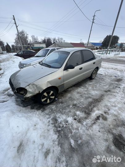 Chevrolet Lanos 1.5 МТ, 2009, битый, 250 000 км