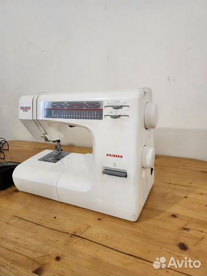 Швейная машинка family 8018A