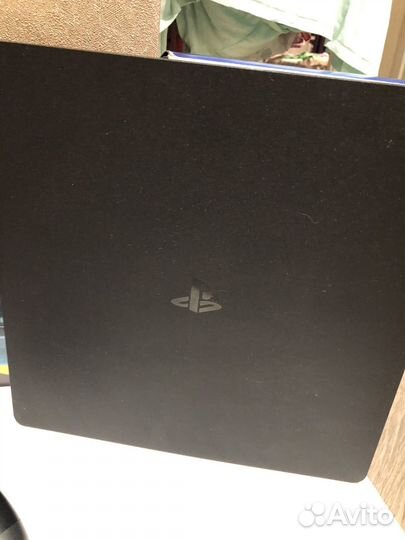 Sony PS4 1тб (как новая)