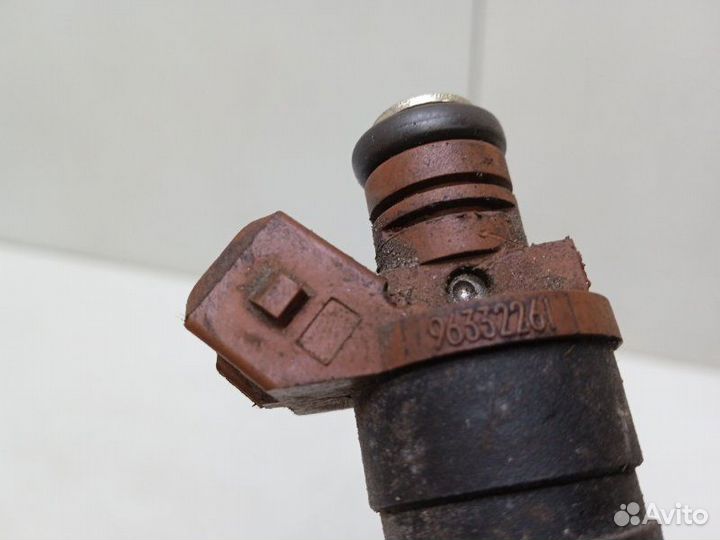 Форсунка топливная Chevrolet Lacetti J200 1.6 2006