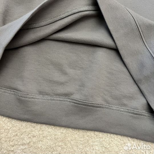 Свитшот укороченный