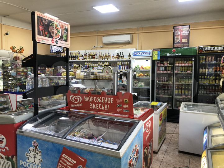 Торговое помещение 210 кв м