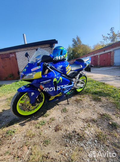 Honda cbr 600 rr