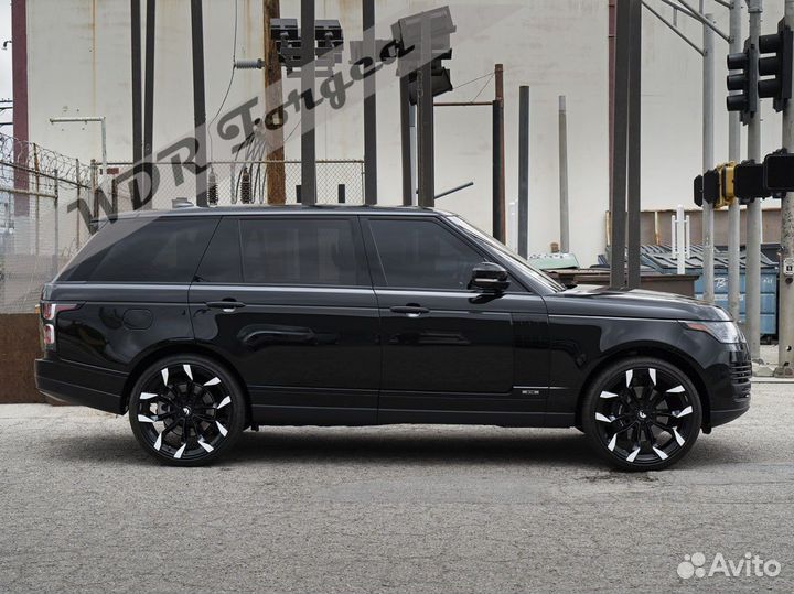 Кованые диски R23 на Land Rover Range Rover