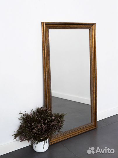 Зеркало настенное декоративное в раме Vittoria