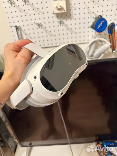 Шлем vr pico 4 128gb
