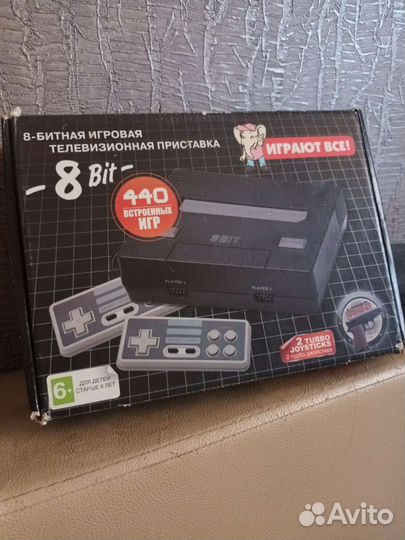 8 битная игровая приставка