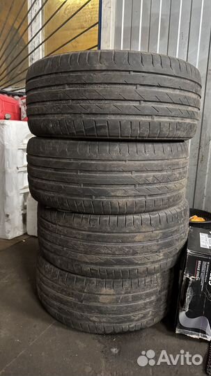 Nokian Tyres Hakka Black 235/45 R17