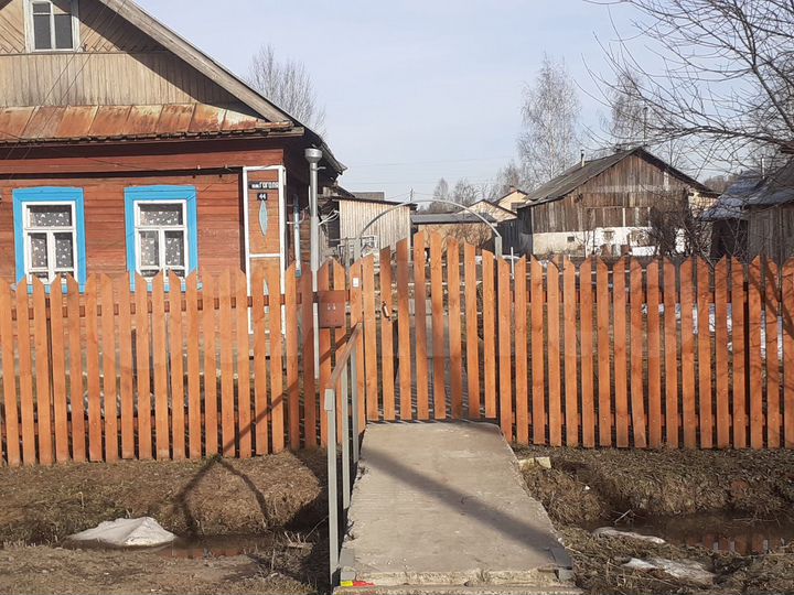 Дом 28,8 м² на участке 10 сот.