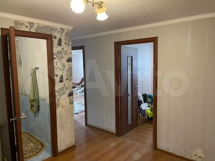 2-к. квартира, 68,9 м², 1/3 эт.