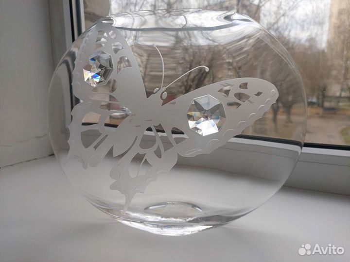 Ваза с камнями Swarovski