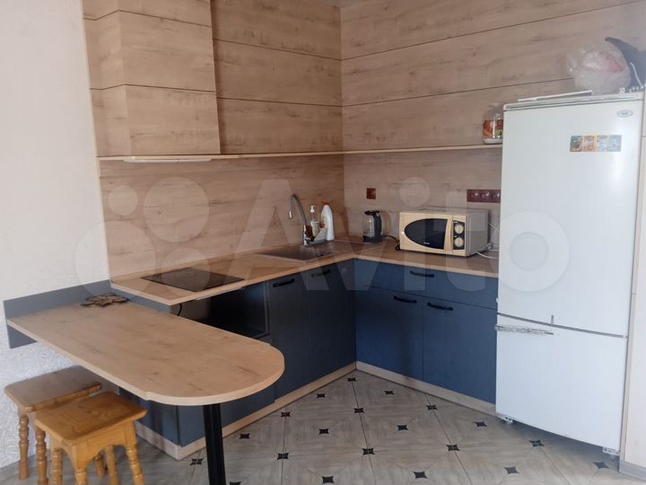 Дом 35 м² на участке 2 сот.