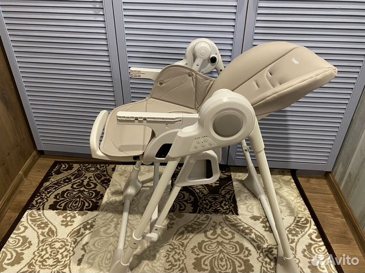 Стульчик для кормления tommy