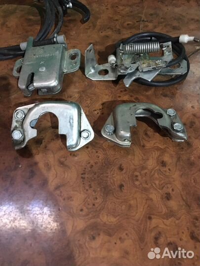 Замок крышки багажника Нива 21214