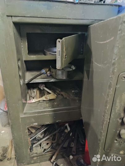 Сейф для денег