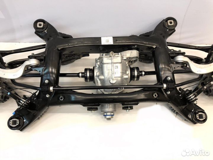 Задний подрамник bmw g01 x3 g02 x4 2022год