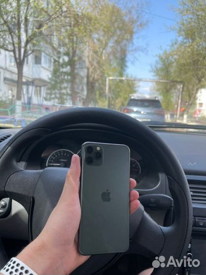 iPhone 11 pro max 64gb/sim