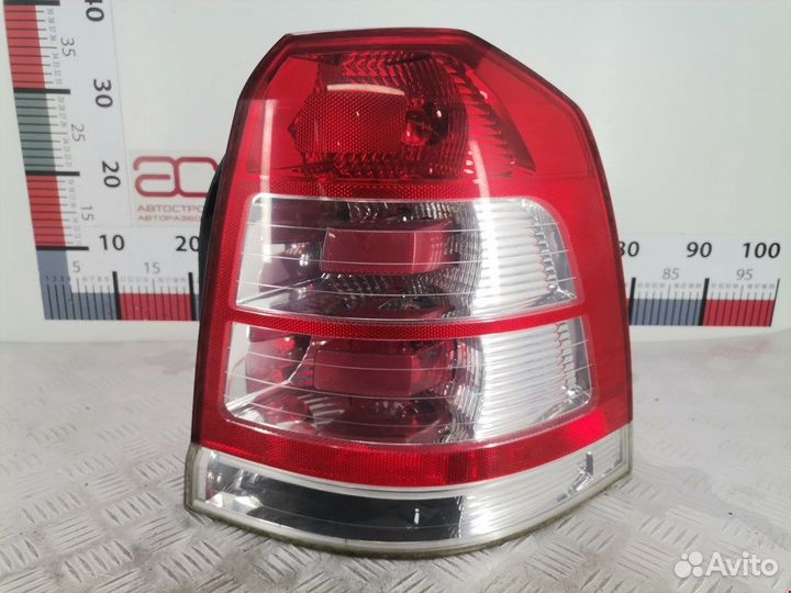 Фонарь задний для Opel Zafira B 93196772