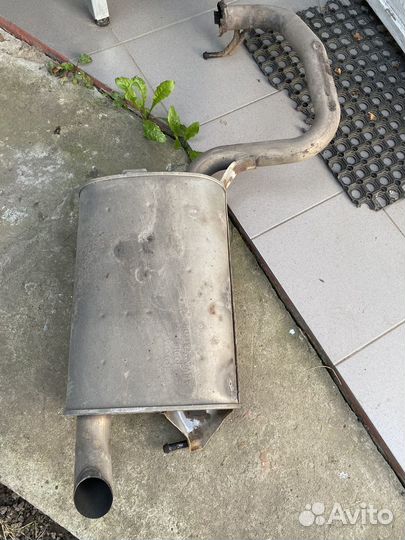 Глушитель на тойоту авенсис