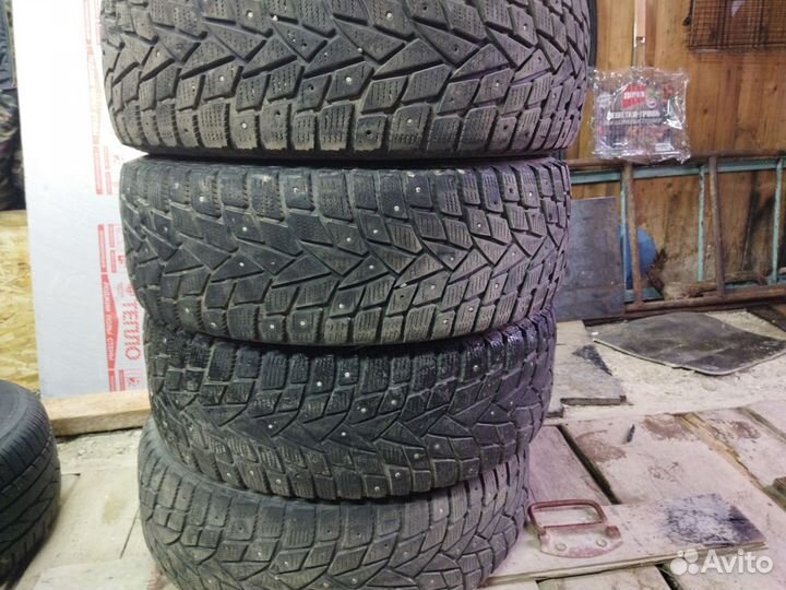 Dunlop Grandtrek AT1 215/65 R16