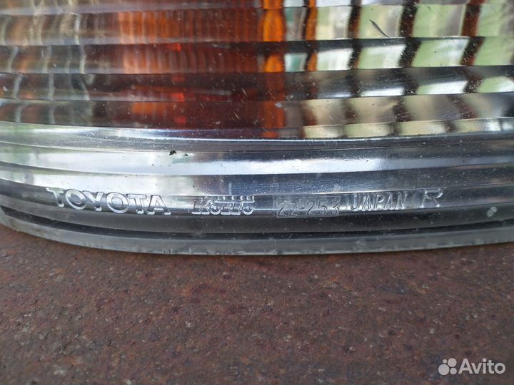 Повторитель поворота в бампер марк 2 100