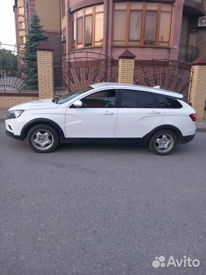 LADA Vesta Cross, 2018