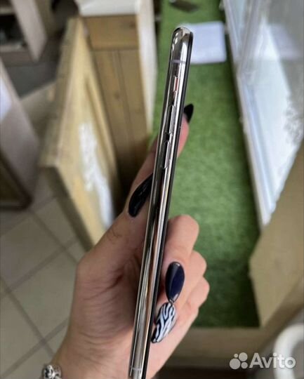 iPhone Xs Max, 64 ГБ